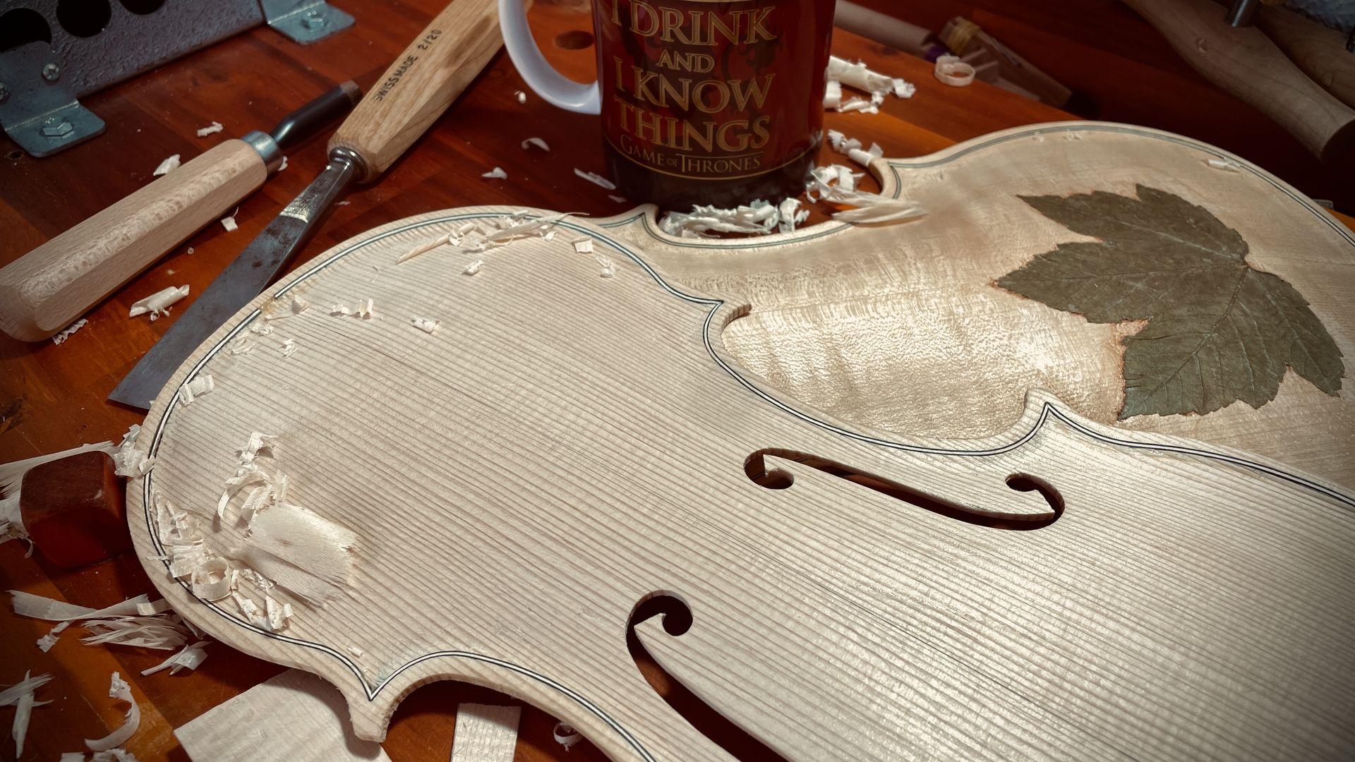 Violin Making Wallpaper